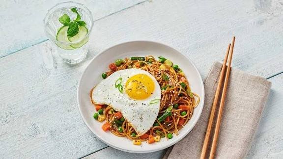 Stir-Fried Noodles with Vegetables